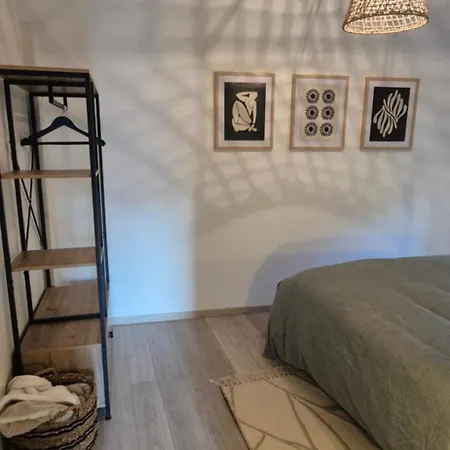 Maison Renovee Avec Stationnement Privatif *